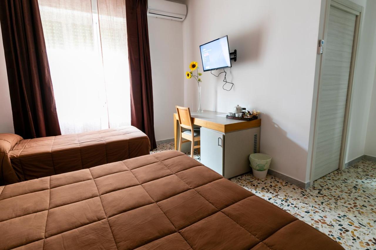 Spira Mirabilis Napoli Hotel Buitenkant foto