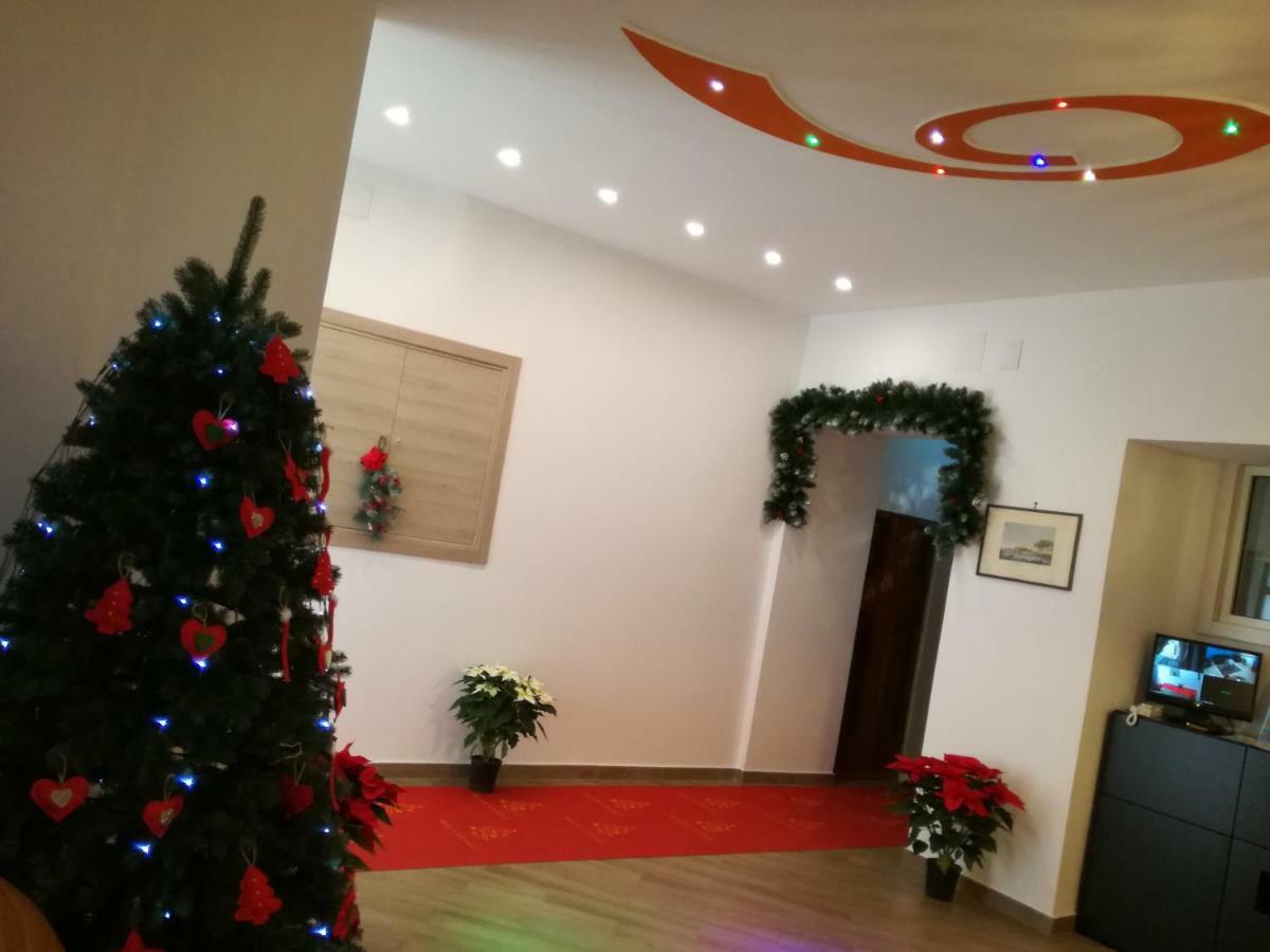 Spira Mirabilis Napoli Hotel Buitenkant foto